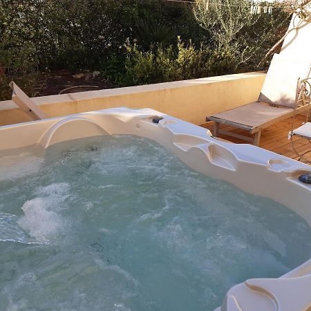 T2 Renove 100M Plage Avec Spa Privatif Entre Calvi Et Ile Rousse Lumio  Buitenkant foto